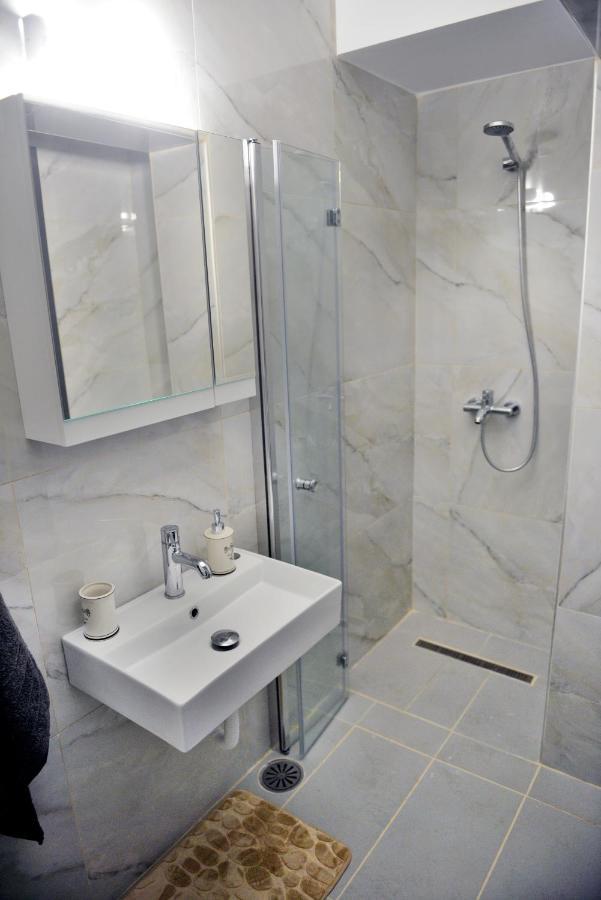 Exquisite 4-Bedroom Prestige Apartment Rhodes City المظهر الخارجي الصورة
