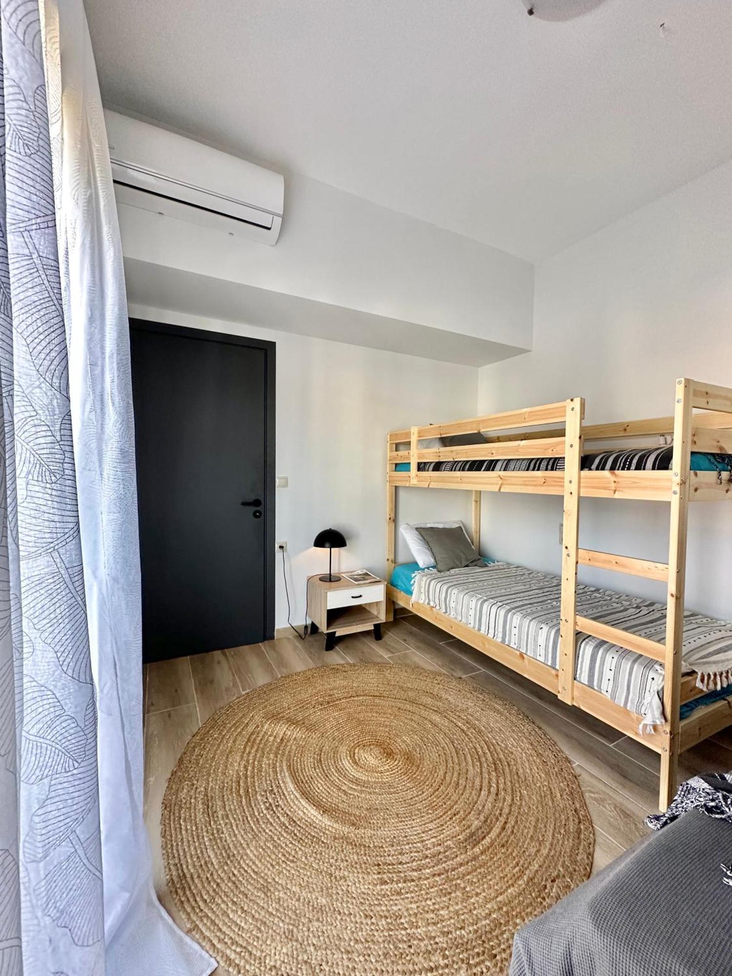 Exquisite 4-Bedroom Prestige Apartment Rhodes City المظهر الخارجي الصورة