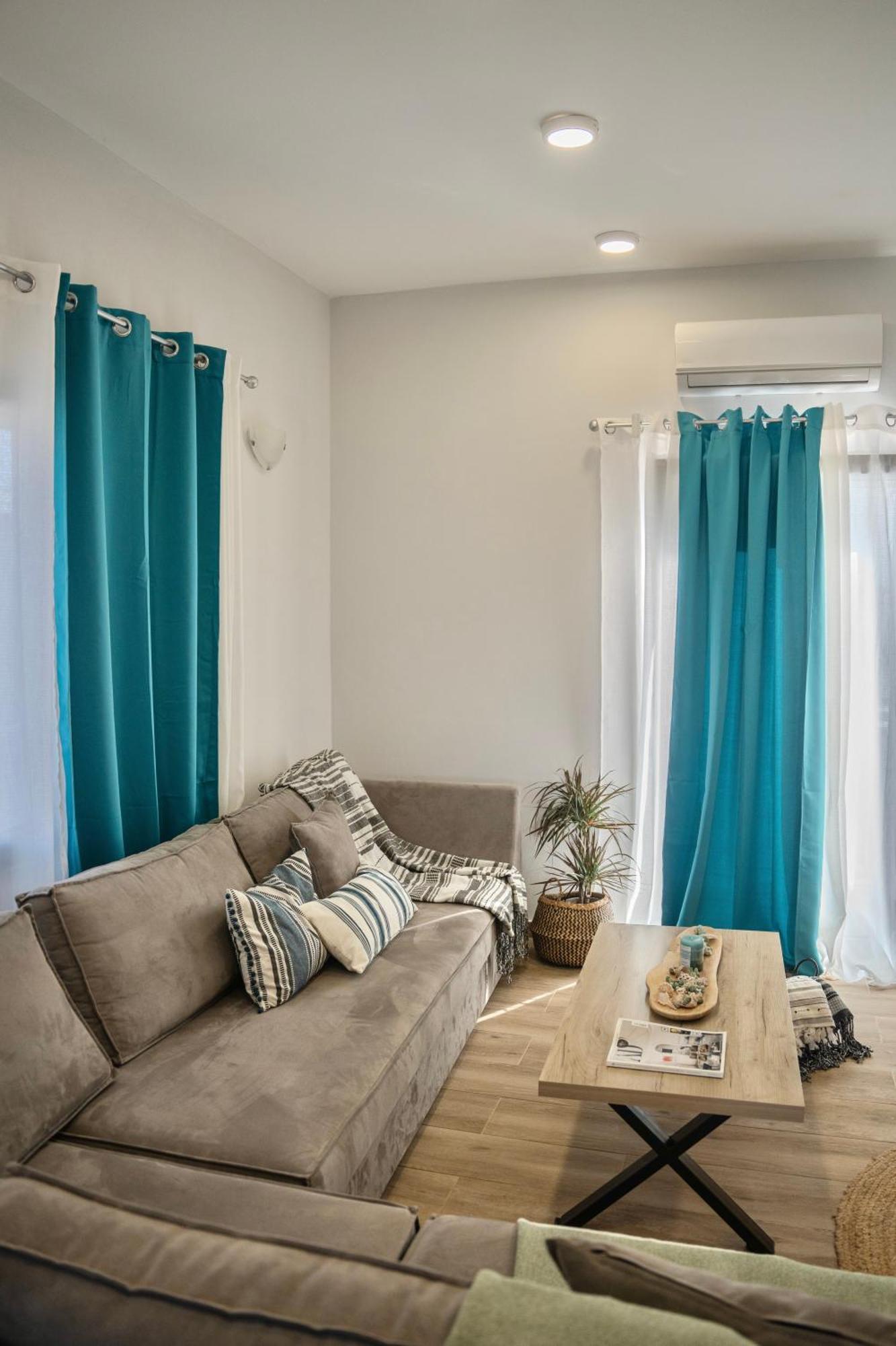 Exquisite 4-Bedroom Prestige Apartment Rhodes City المظهر الخارجي الصورة